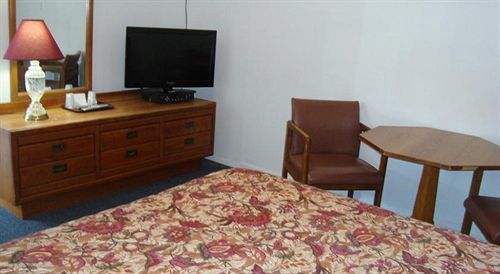 Budget Inn Motel Suites Somers Point Exterior photo
