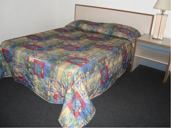 Budget Inn Motel Suites Somers Point Exterior photo